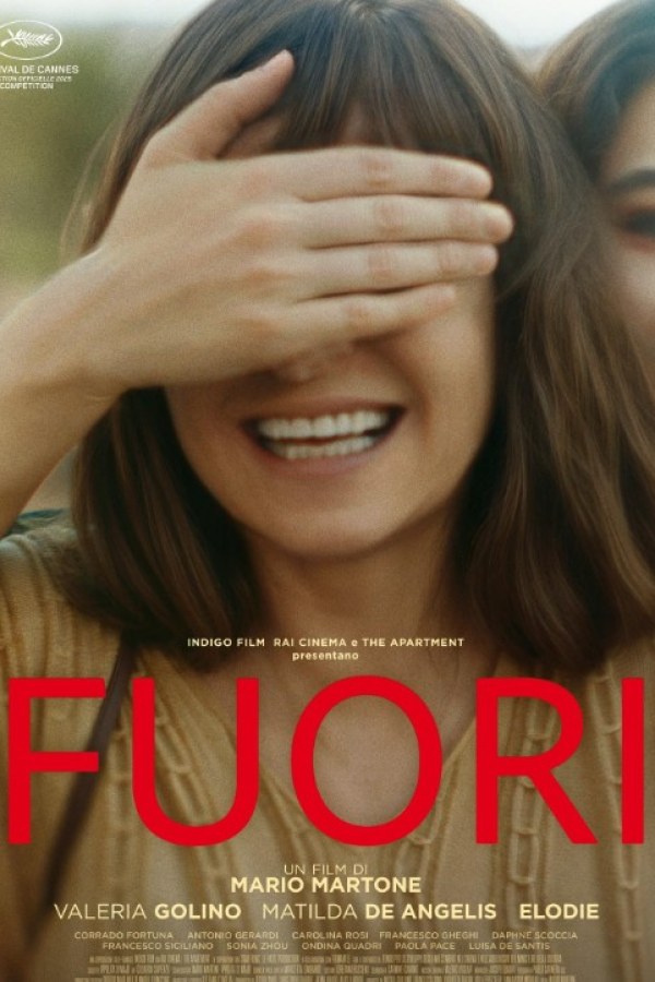 🎬 	Fuori